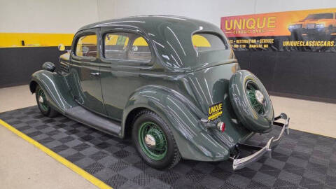1935 Ford Tudor