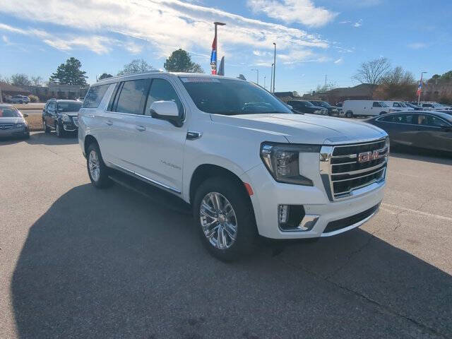 2023 GMC Yukon XL SLT