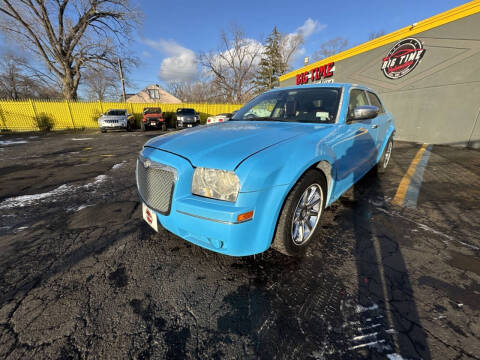 2007 Chrysler 300 for sale at Big Time Automotive in Detroit MI