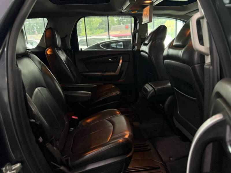 2011 Chevrolet Traverse LT