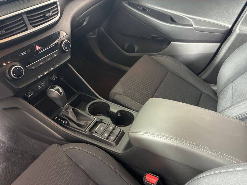 2020 Hyundai Tucson SE