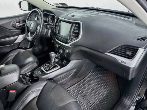 2018 Jeep Cherokee Latitude Plus