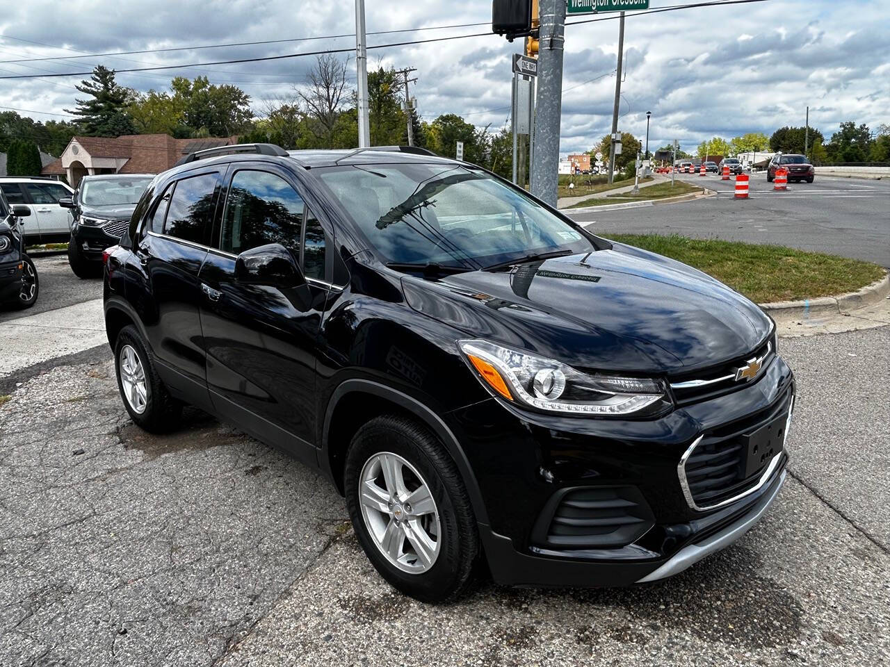 2020 Chevrolet Trax for sale at ONE PRICE AUTO in Mount Clemens, MI