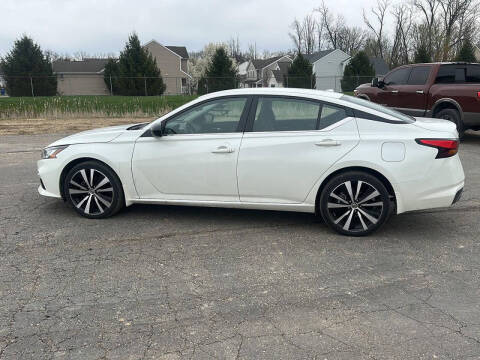 2022 Nissan Altima for sale at Auto Center of Columbus in Columbus OH