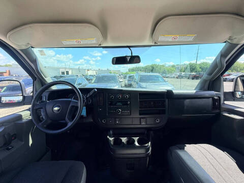 2018 Chevrolet Express 2500