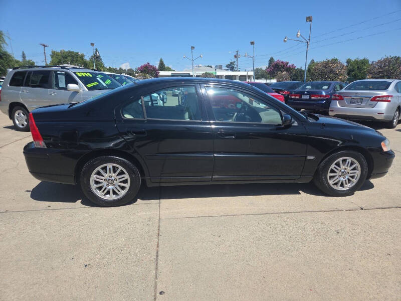 2005 Volvo S60 2.4
