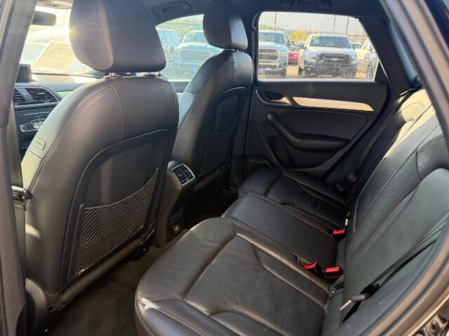 2016 Audi Q3 2.0T quattro Prestige