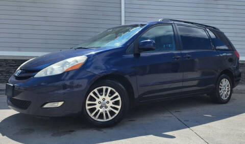 2007 Toyota Sienna XLE 7-Passenger