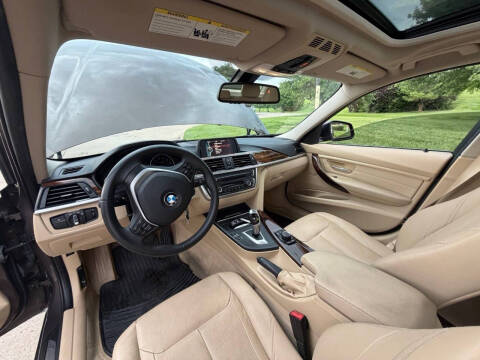 2012 BMW 3 Series 328i