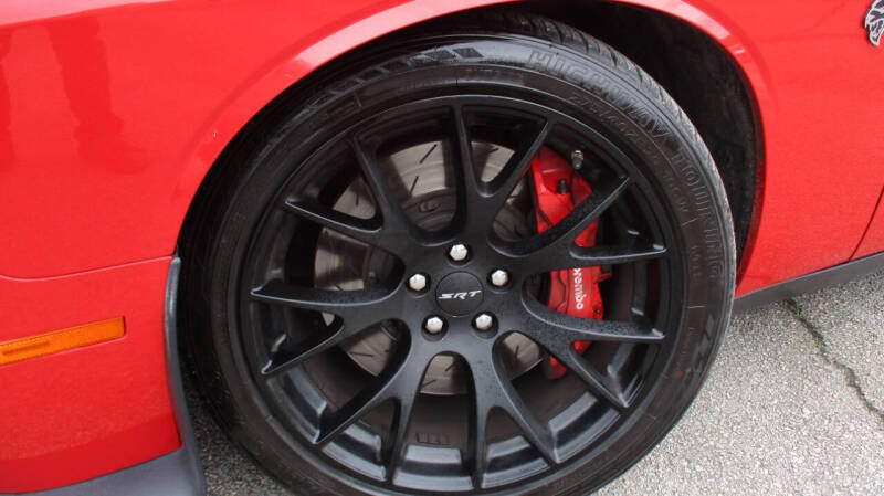 2016 Dodge Challenger SRT Hellcat