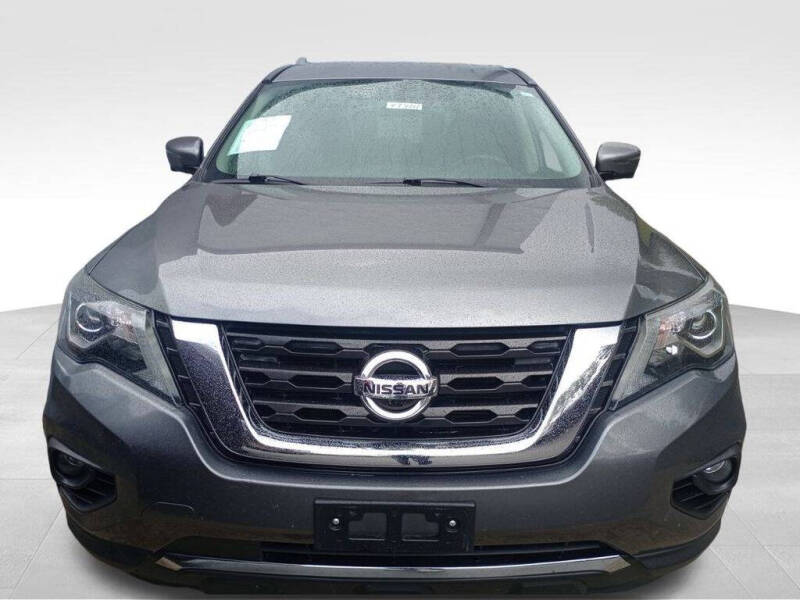 2020 Nissan Pathfinder SL