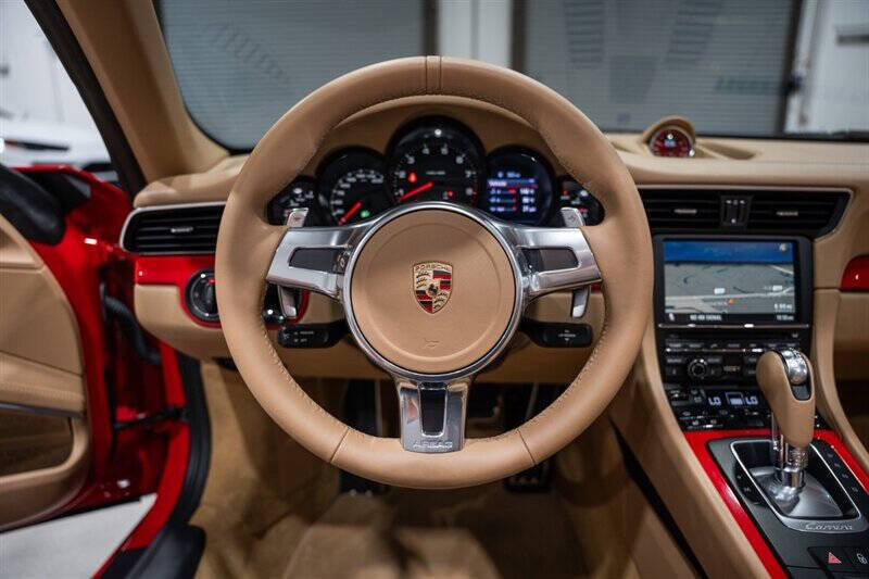 2013 Porsche 911 Carrera