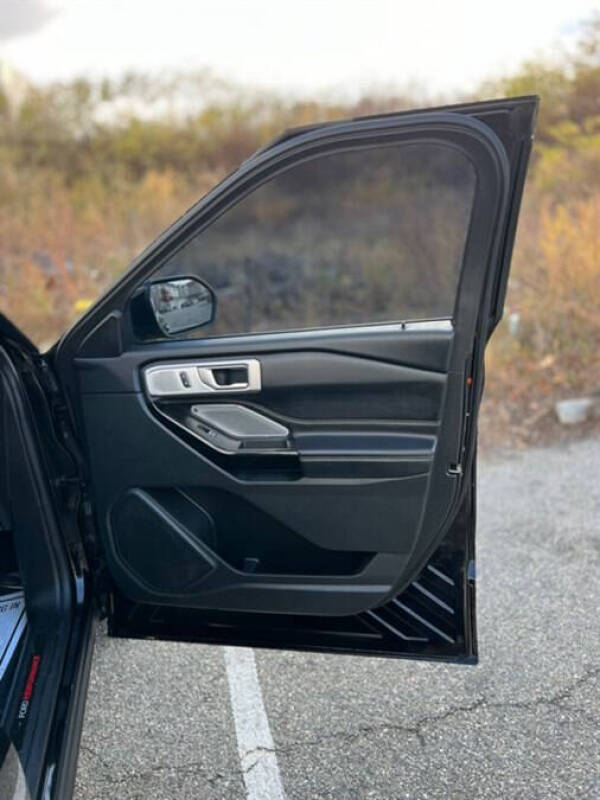 2021 Ford Explorer ST