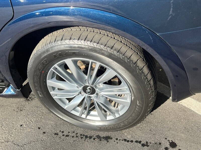 2024 Infiniti QX80 Luxe