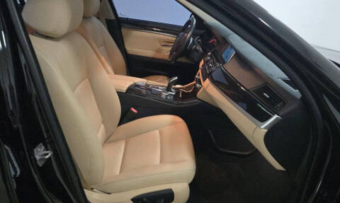 2016 BMW 5 Series 528i