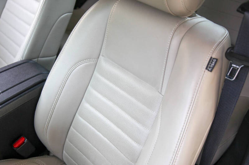 2013 Ford Mustang GT Premium