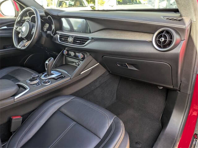 2022 Alfa Romeo Stelvio Ti