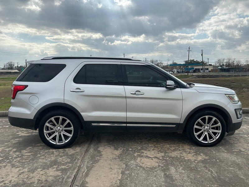 2017 Ford Explorer Limited