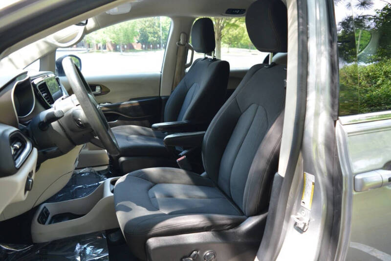 2017 Chrysler Pacifica Touring