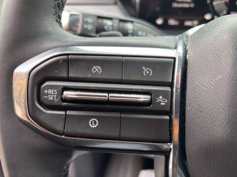 2024 GMC Acadia Elevation