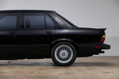 1988 BMW M5