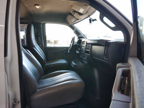 2023 Chevrolet Express LS 3500