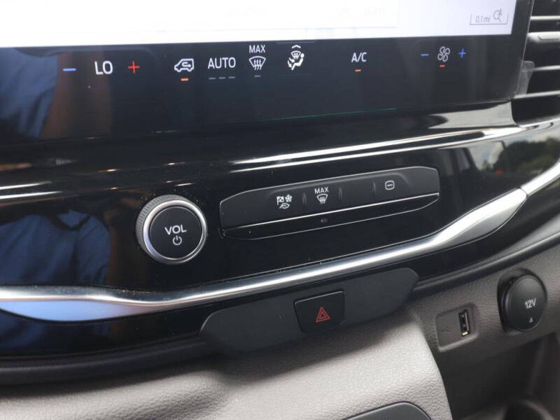 2023 Ford E-Transit