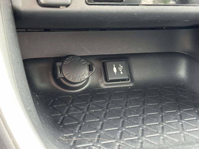 2019 Toyota RAV4 Hybrid XLE