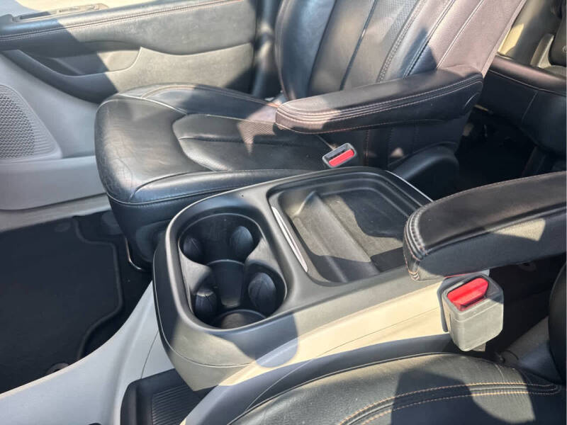 2018 Chrysler Pacifica Touring L