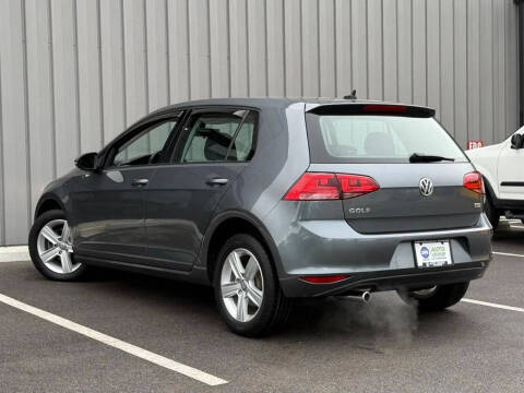 2017 Volkswagen Golf TSI Wolfsburg Edition