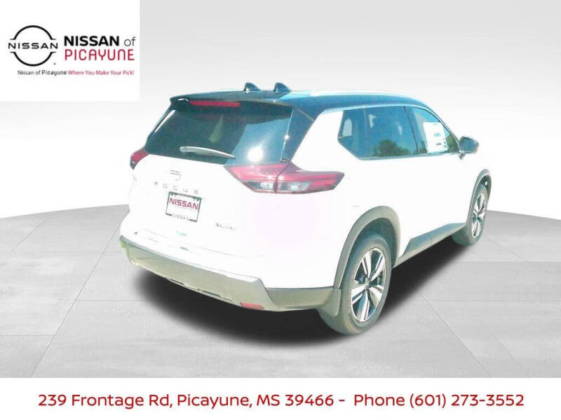 2025 Nissan Rogue SL