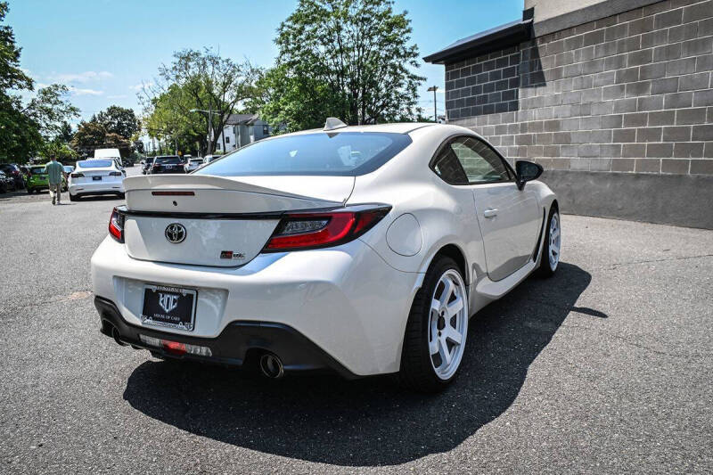 2024 Toyota GR86 Premium