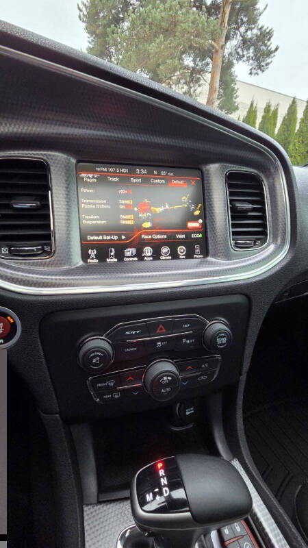 2016 Dodge Charger SRT Hellcat