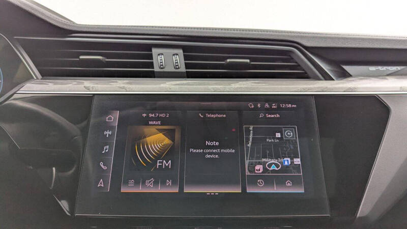 2024 Audi Q8 e-tron quattro Premium