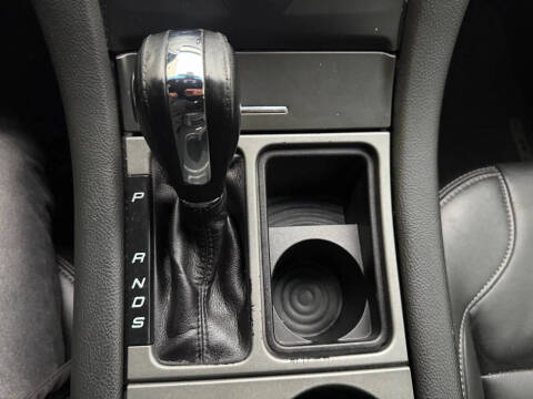 2018 Ford Taurus SEL