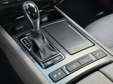 2017 Genesis G80