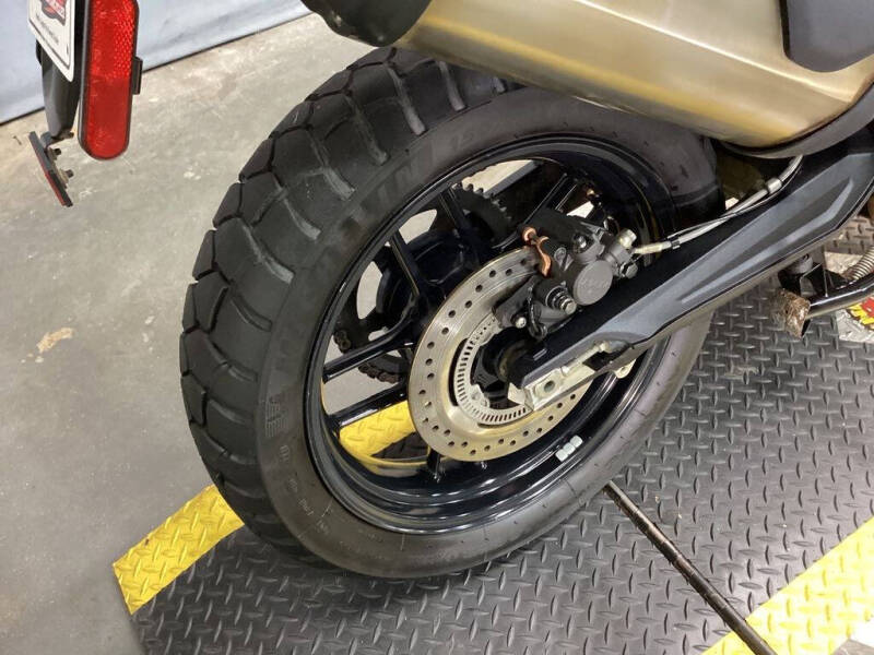 2015 Triumph Tiger 800 XRX