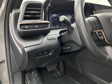 2024 Toyota Crown XLE