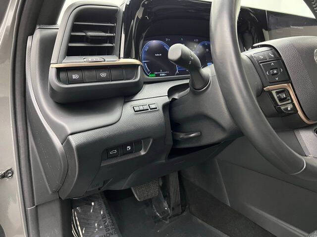 2024 Toyota Crown XLE