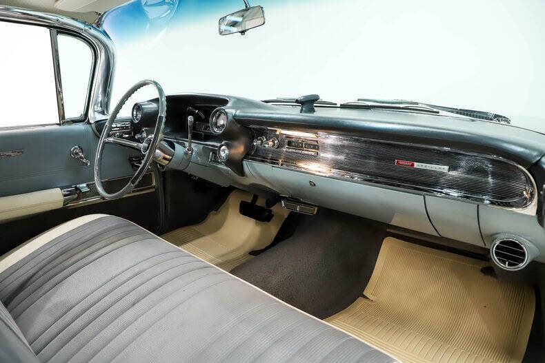 1960 Cadillac Series 62