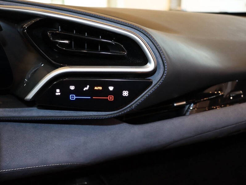 2025 Ferrari 296 GTS