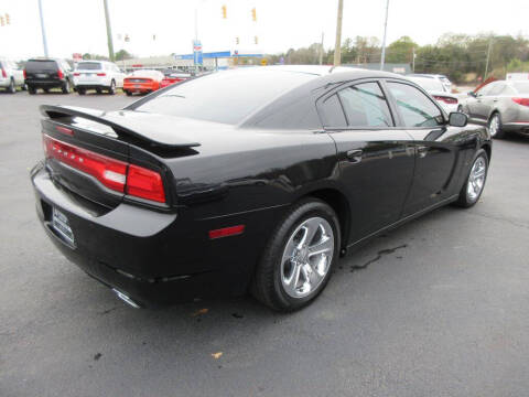 2013 Dodge Charger SE