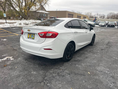 2017 Chevrolet Cruze LS Auto