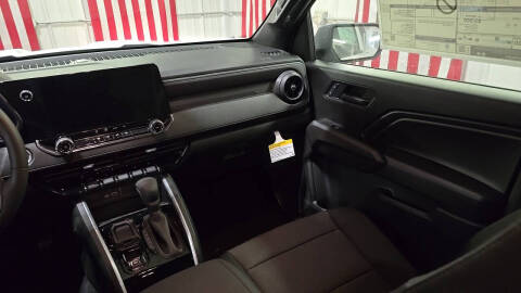 2025 Chevrolet Colorado Work Truck