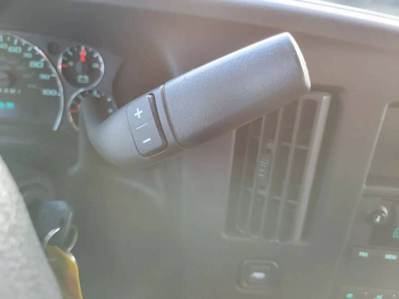 2017 GMC Savana 2500