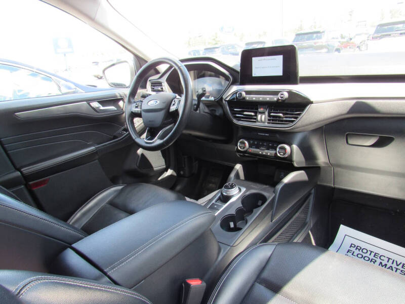 2021 Ford Escape Titanium