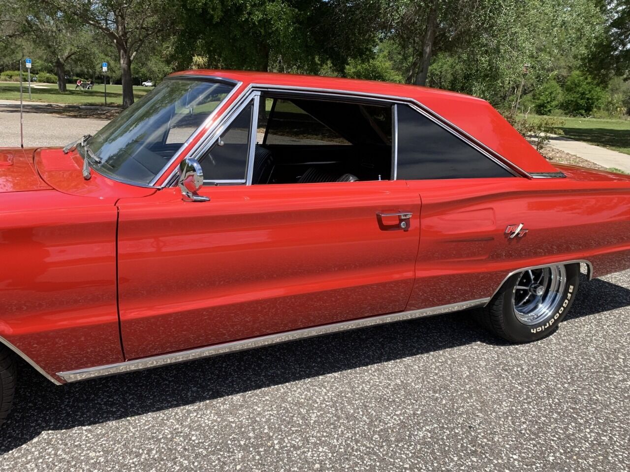 1967 Dodge Coronet 21