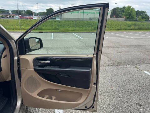 2015 Dodge Grand Caravan American Value Package