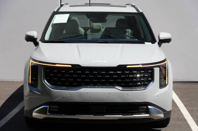 2025 Kia Carnival SX