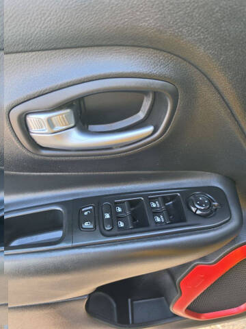 2018 Jeep Renegade Trailhawk